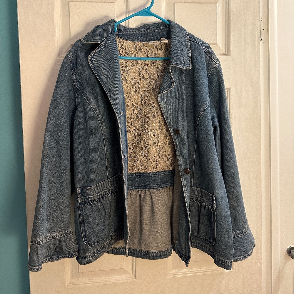 Ladies J. Jill "Out of the Blue" Denim Jacket W/Inner Lace Gathered Back MED